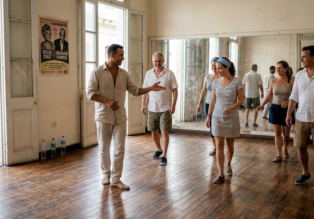 Cuban salsa lesson in Havana dance studio
